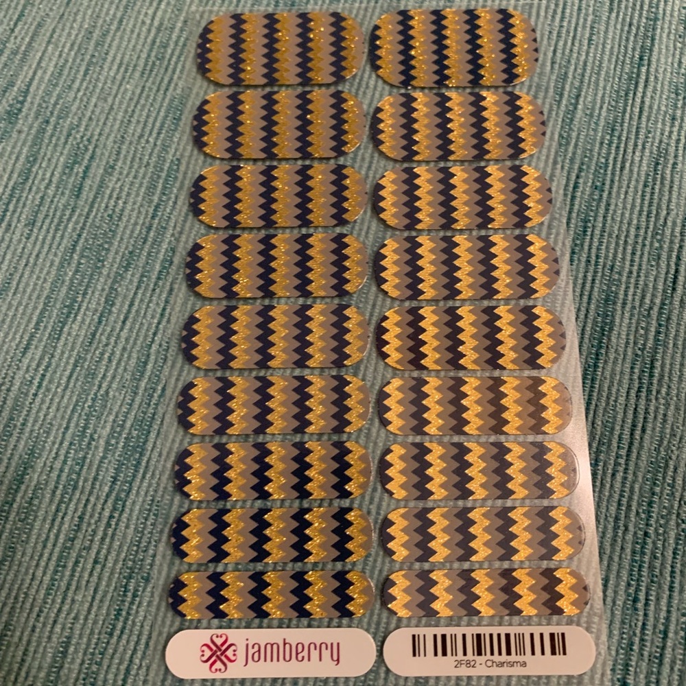 Full sheet of Jamberry’s Charisma wrap.